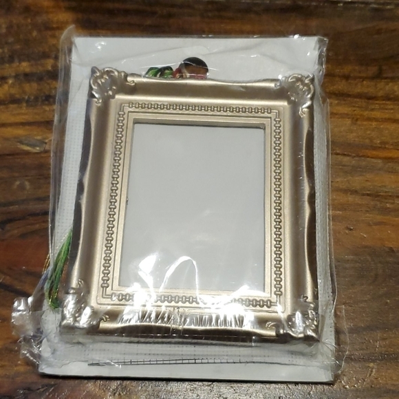 design Works Counted Crosstitch Picture Kit - Picture 3 of 4